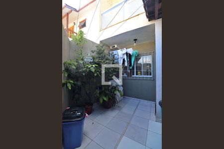 Casa à venda com 186m², 3 quartos e 4 vagasQuintal