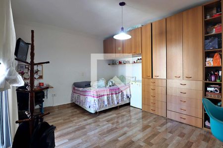 Casa à venda com 186m², 3 quartos e 4 vagasQuarto 3 - Suíte 3