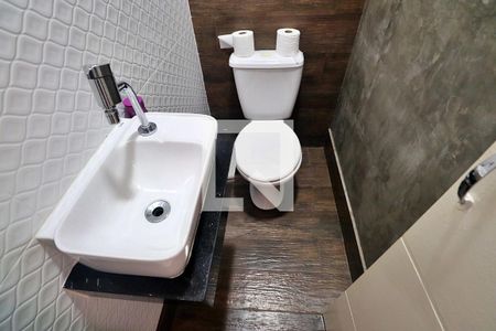 Casa à venda com 186m², 3 quartos e 4 vagasLavabo