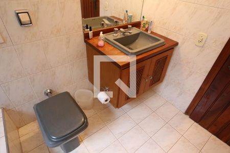 Casa à venda com 540m², 3 quartos e 6 vagasBanheiro