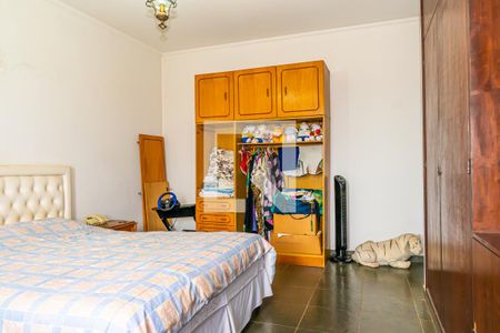 Casa à venda com 282m², 3 quartos e 4 vagas Casa à venda com 282m², 3 quartos e 4 vagasSuíte