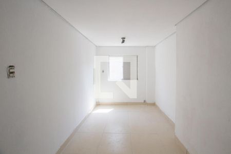 Quarto 2 de casa para alugar com 2 quartos, 90m² em Jardim Germânia, São Paulo