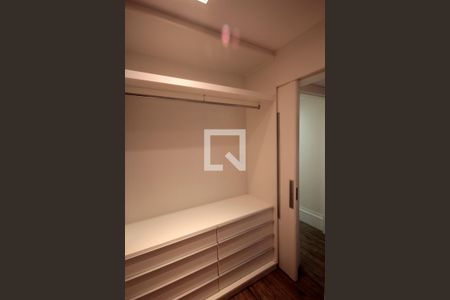 Apartamento à venda com 200m², 3 quartos e 3 vagasCloset da suíte 3