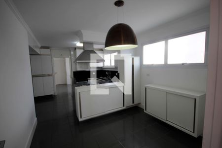 Apartamento à venda com 200m², 3 quartos e 3 vagasCozinha