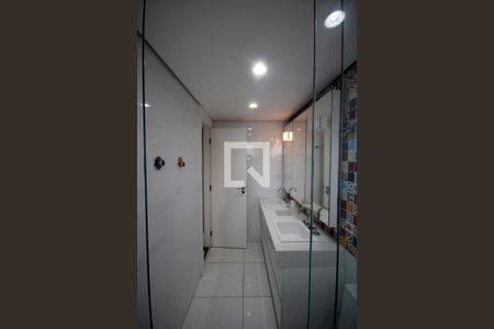 Apartamento à venda com 200m², 3 quartos e 3 vagasSuíte 2