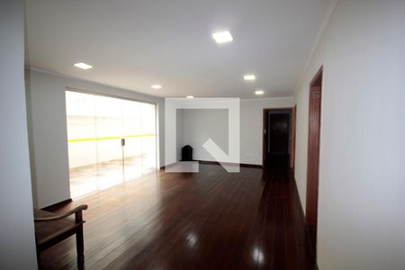 Apartamento à venda com 200m², 3 quartos e 3 vagasSalão de Festa