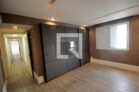 Apartamento à venda com 200m², 3 quartos e 3 vagasSuíte 3