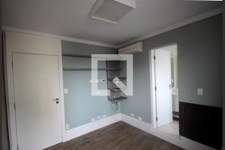 Apartamento à venda com 200m², 3 quartos e 3 vagasSuíte 1