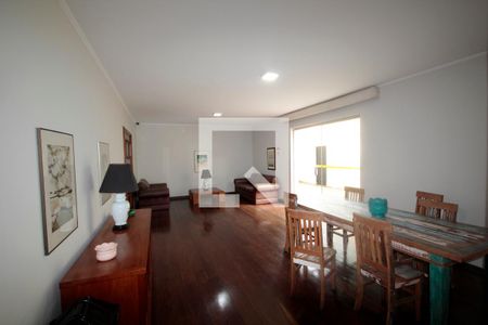 Apartamento à venda com 200m², 3 quartos e 3 vagasSalão de Festa