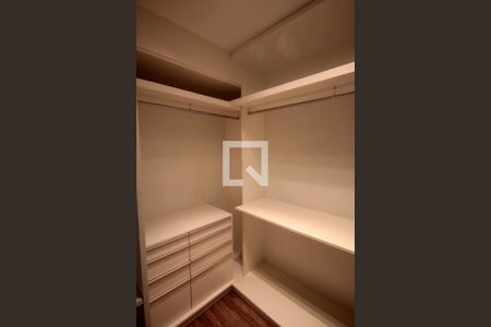 Apartamento à venda com 200m², 3 quartos e 3 vagasCloset da suíte 3