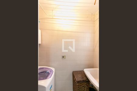 Apartamento à venda com 70m², 3 quartos e 1 vaga Apartamento à venda com 70m², 3 quartos e 1 vagaÁrea de Serviço