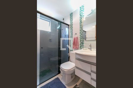 Apartamento à venda com 70m², 3 quartos e 1 vaga Apartamento à venda com 70m², 3 quartos e 1 vagaBanheiro Social