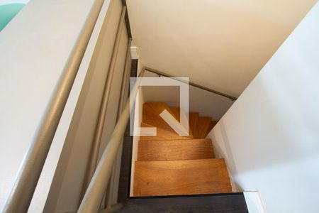 Apartamento à venda com 50m², 1 quarto e 1 vagaSuíte escada