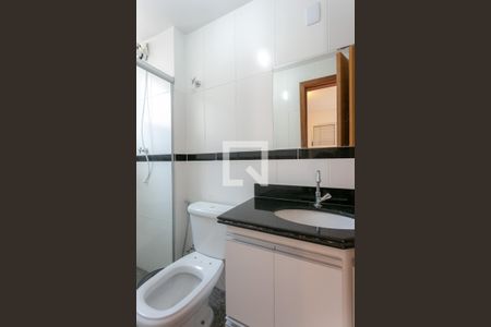 Apartamento à venda com 70m², 3 quartos e 2 vagas Apartamento à venda com 70m², 3 quartos e 2 vagasBanheiro da Suíte 1