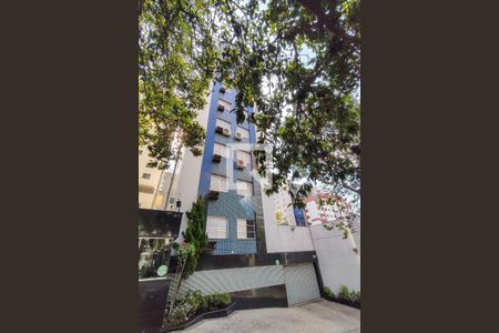 Apartamento à venda com 70m², 3 quartos e 2 vagas Apartamento à venda com 70m², 3 quartos e 2 vagasFachada