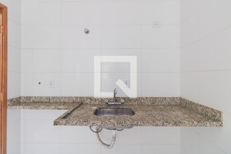 Sala e Cozinha de casa para alugar com 1 quarto, 33m² em Vila Germinal, São Paulo