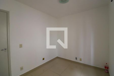 Quarto 1 de apartamento para alugar com 2 quartos, 47m² em Vila Indiana, Taboão da Serra
