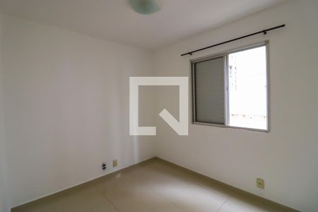 Quarto 1 de apartamento para alugar com 2 quartos, 47m² em Vila Indiana, Taboão da Serra