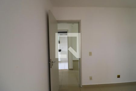 Quarto 1 de apartamento para alugar com 2 quartos, 47m² em Vila Indiana, Taboão da Serra
