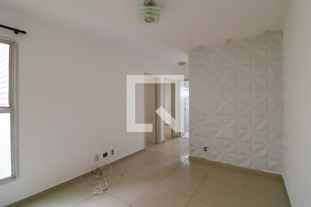 Sala de apartamento para alugar com 2 quartos, 47m² em Vila Indiana, Taboão da Serra
