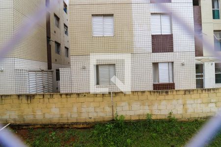 Vista do Quarto 1 de apartamento para alugar com 2 quartos, 47m² em Vila Indiana, Taboão da Serra