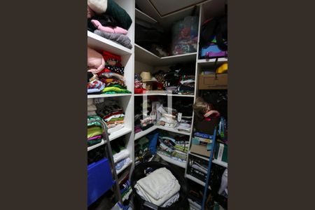 Apartamento à venda com 240m², 2 quartos e 2 vagasQuarto de Serviço