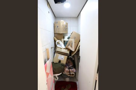 Apartamento à venda com 240m², 2 quartos e 2 vagasBanheiro de Serviço