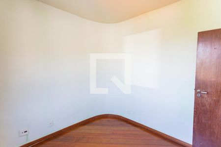 Apartamento à venda com 120m², 4 quartos e 2 vagas Apartamento à venda com 120m², 4 quartos e 2 vagasQuarto 2