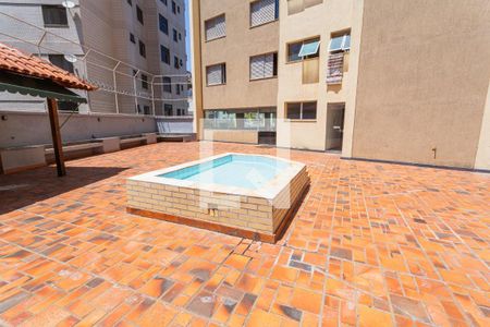 Apartamento à venda com 120m², 4 quartos e 2 vagas Apartamento à venda com 120m², 4 quartos e 2 vagasÁrea da Piscina