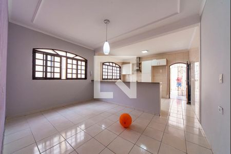 Casa para alugar com 280m², 3 quartos e 2 vagasCopa