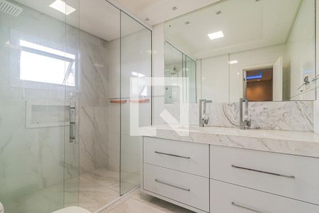 Casa à venda com 120m², 3 quartos e 2 vagasBanheiro da Suíte