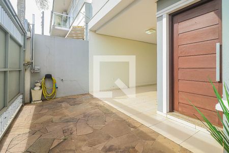 Casa à venda com 120m², 3 quartos e 2 vagasPátio