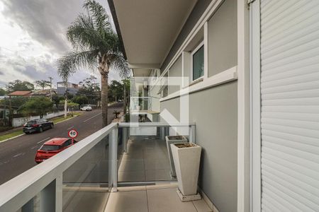 Casa à venda com 120m², 3 quartos e 2 vagasVaranda da Suite