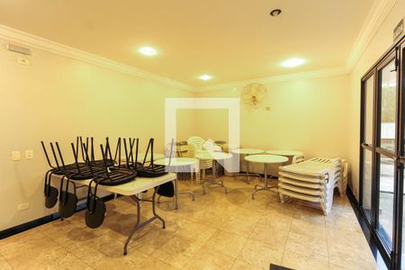 Apartamento à venda com 125m², 4 quartos e 3 vagas Apartamento à venda com 125m², 4 quartos e 3 vagasSalão de Festas