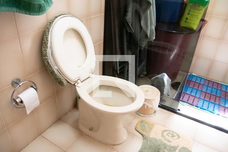 Casa à venda com 170m², 3 quartos e 2 vagasBanheiro 2