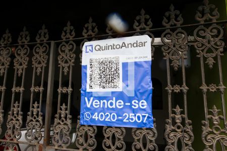 Casa à venda com 128m², 3 quartos e 2 vagas Casa à venda com 128m², 3 quartos e 2 vagasPlaquinha