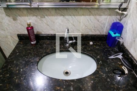 Casa à venda com 128m², 3 quartos e 2 vagas Casa à venda com 128m², 3 quartos e 2 vagasBanheiro Social