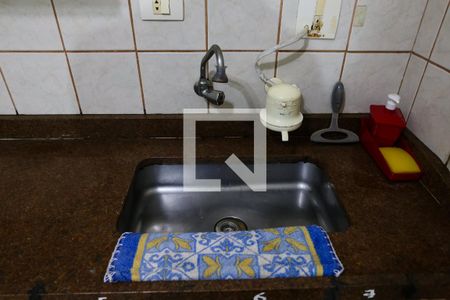 Casa à venda com 128m², 3 quartos e 2 vagas Casa à venda com 128m², 3 quartos e 2 vagasCozinha