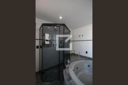 Casa à venda com 192m², 3 quartos e 3 vagasBanheiro da Suíte 3