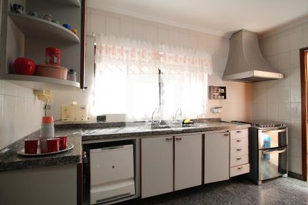 Casa à venda com 192m², 3 quartos e 3 vagasCozinha