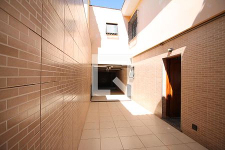 Casa à venda com 192m², 3 quartos e 3 vagasQuintal