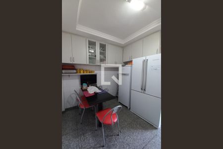 Apartamento à venda com 101m², 3 quartos e 2 vagas Apartamento à venda com 101m², 3 quartos e 2 vagasCozinha