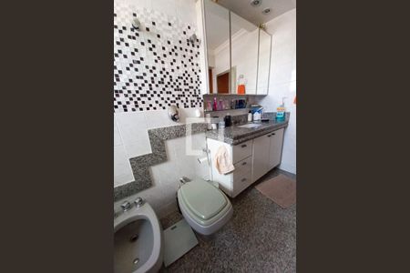 Apartamento à venda com 101m², 3 quartos e 2 vagas Apartamento à venda com 101m², 3 quartos e 2 vagasBanheiro da Suíte