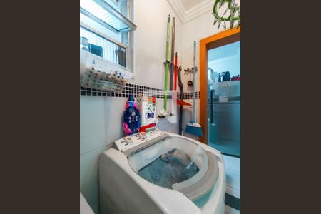 Apartamento à venda com 68m², 2 quartos e 2 vagasÁrea de Serviço