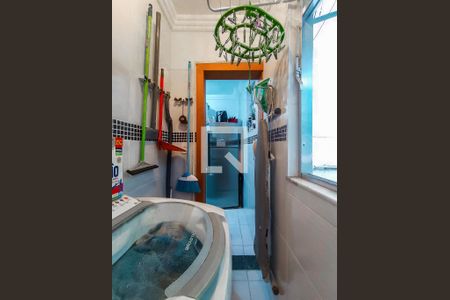 Apartamento à venda com 68m², 2 quartos e 2 vagasÁrea de Serviço