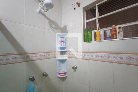 Casa à venda com 182m², 3 quartos e 2 vagas Casa à venda com 182m², 3 quartos e 2 vagasBanheiro