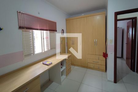 Casa à venda com 182m², 3 quartos e 2 vagas Casa à venda com 182m², 3 quartos e 2 vagasQuarto 3