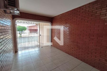 Casa à venda com 182m², 3 quartos e 2 vagas Casa à venda com 182m², 3 quartos e 2 vagasGaragem
