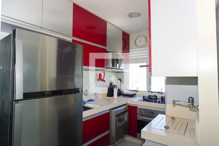 Apartamento à venda com 70m², 2 quartos e 2 vagas Apartamento à venda com 70m², 2 quartos e 2 vagasCozinha e Área de Serviço