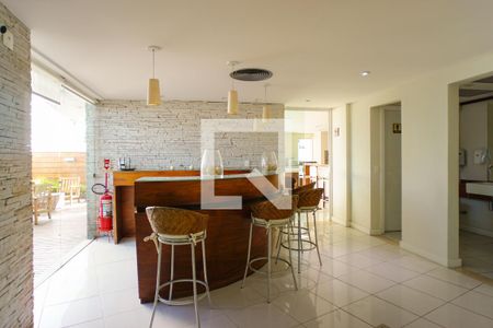 Apartamento à venda com 70m², 2 quartos e 2 vagas Apartamento à venda com 70m², 2 quartos e 2 vagasÁrea comum - Salão de festas